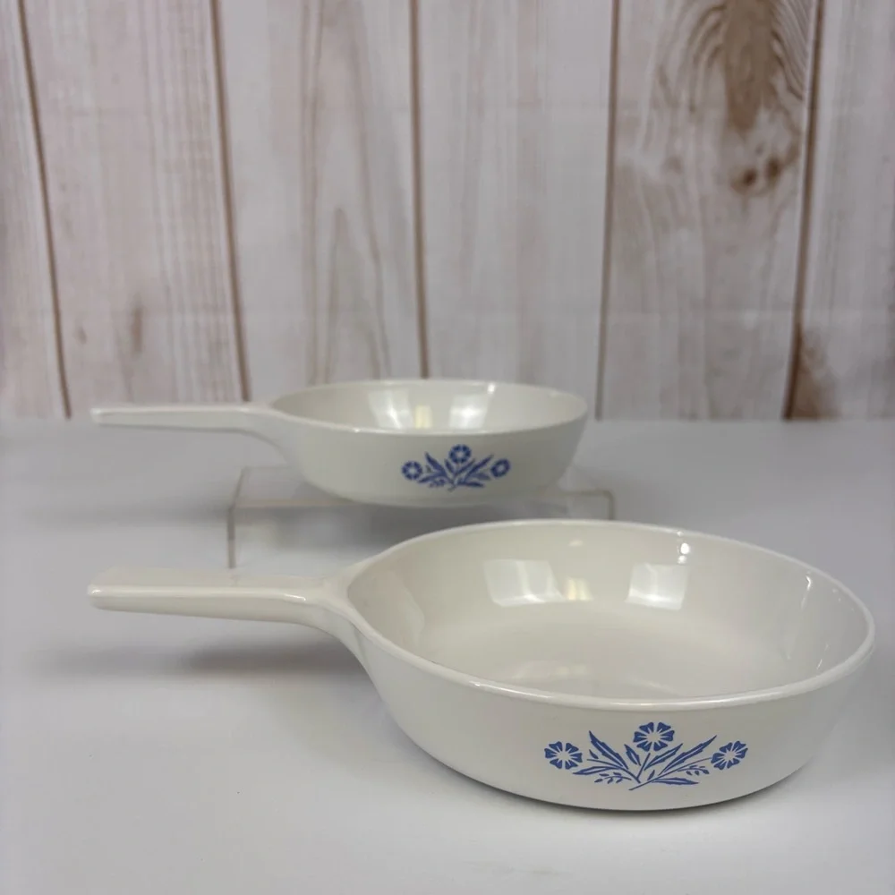 Vintage 2-Piece CorningWare Skillets Blue Cornflower Baking Dish White 6-1/2